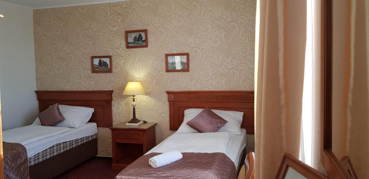 Hotel A Restaurace Pomezi Cinovec ภายนอก รูปภาพ